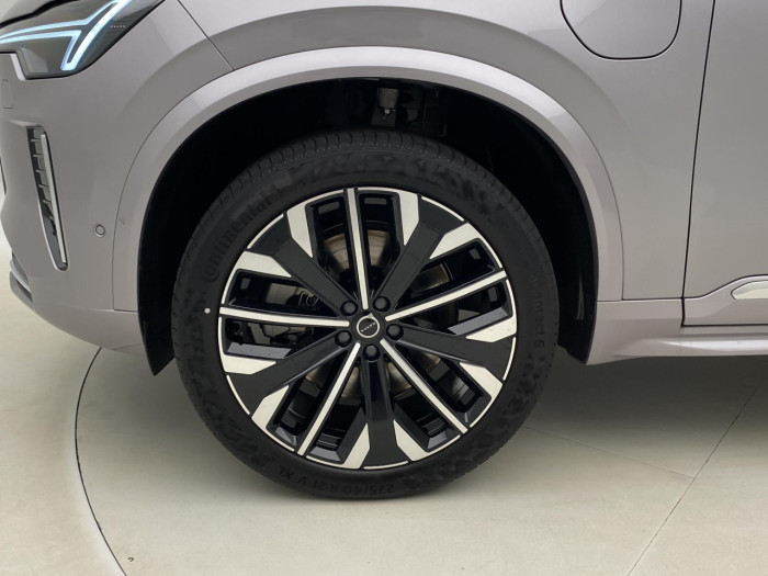 Volvo XC90 T8 AWD Plug-in BRIGHT ULTRA na operativní leasing