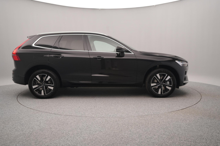 Volvo XC60 T6 AWD AUT BRIGHT PLUS na operativní leasing