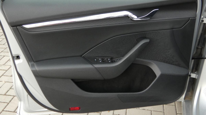 Škoda Octavia 2,0 TDI DSG Style 110 kW na operativní leasing