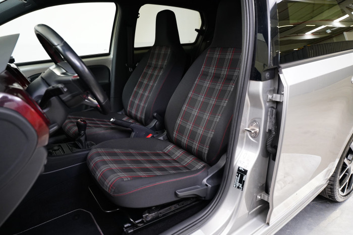 Volkswagen up! 1.0 TSI 85 kW GTI na operativní leasing