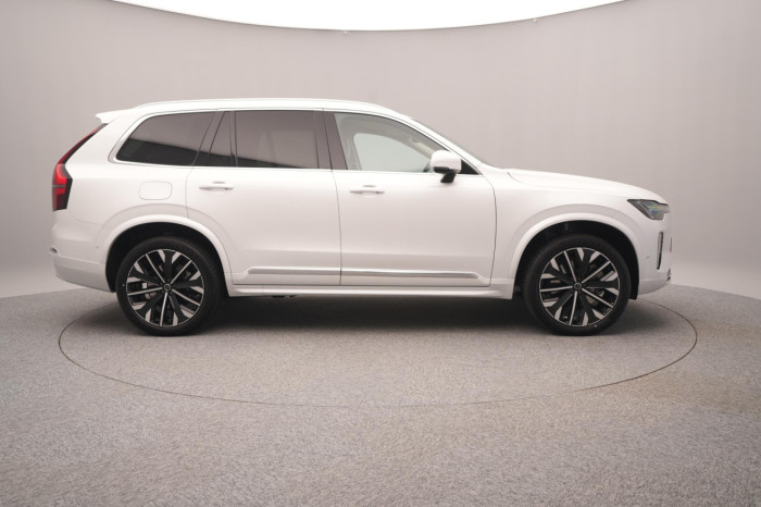 Volvo XC90 T8 AWD RECHARGE BRIGHT PLUS 7m na operativní leasing