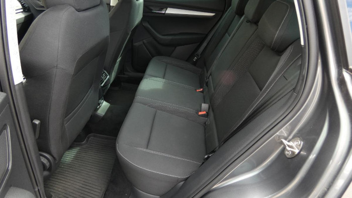 Škoda Karoq 1,5 TSI Ambition DSG na operativní leasing