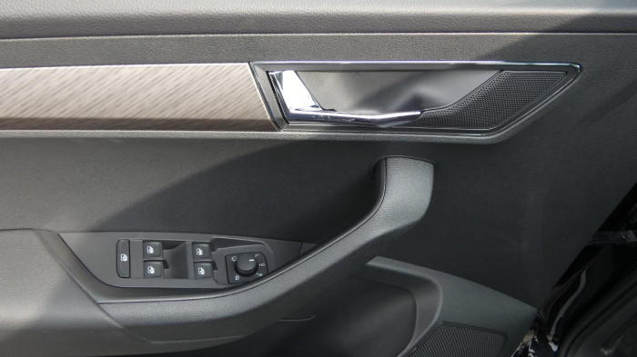 Škoda Karoq 1,5 TSI Style DSG na operativní leasing