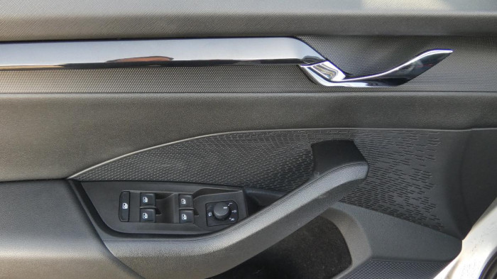 Škoda Octavia Combi 2,0 TDI Ambition na operativní leasing