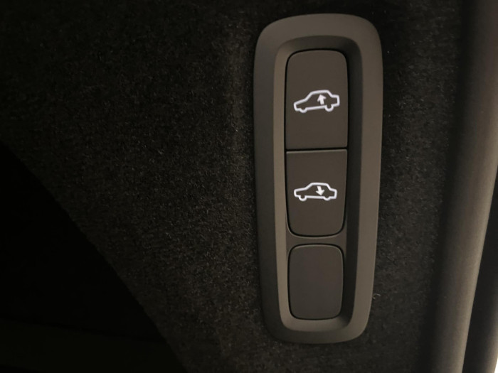 Volvo XC90 B5 AWD AUT BRIGHT PLUS 7míst na operativní leasing