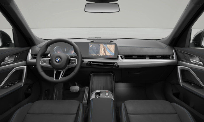 BMW X1 1.5 Sdrive20i Mhev Dct na operativní leasing