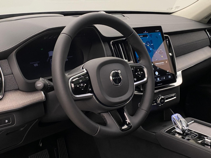 Volvo XC90 T8 AWD Plug-in BRIGHT ULTRA na operativní leasing