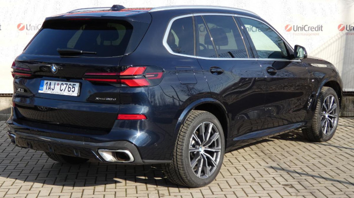 BMW X5 30d xDrive M Sport na operativní leasing