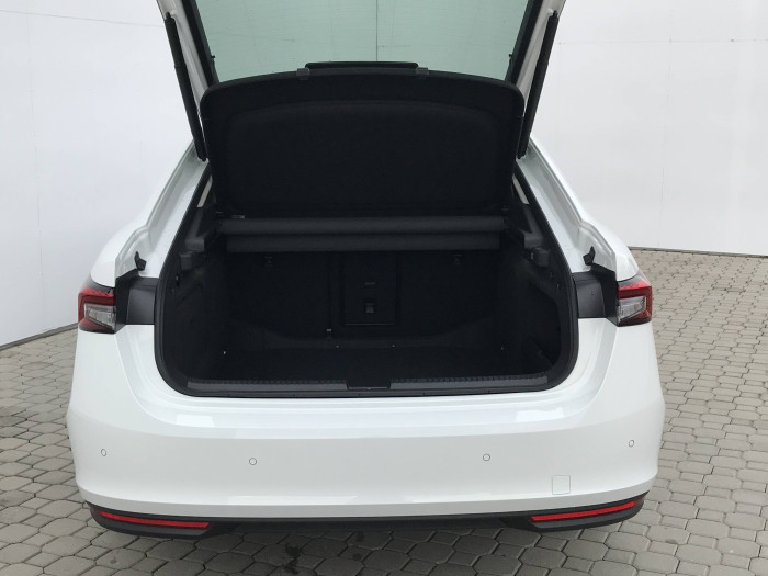 Škoda Superb Selection 7DSG 2,0TDI / 110kW na operativní leasing