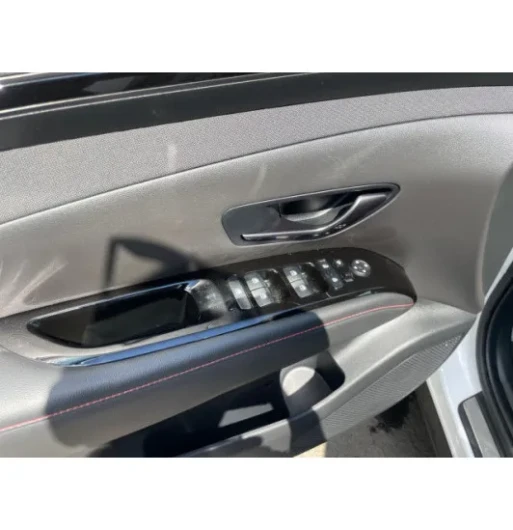 Hyundai Tuc.1.6HEV 169 NL Style 4x4 AT na operativní leasing