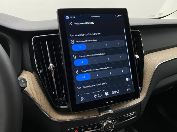Volvo XC60 B5 AWD AUT BRIGHT PLUS na operativní leasing