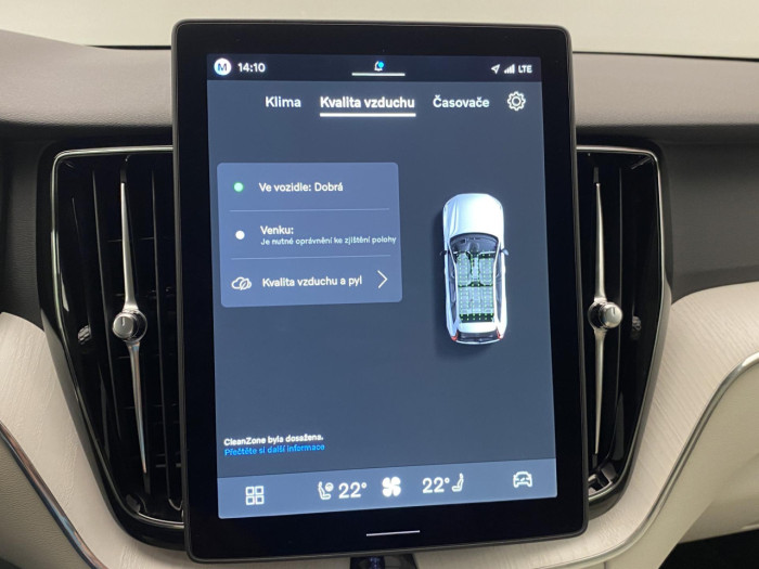 Volvo XC60 B5 AWD AUT DARK PLUS na operativní leasing
