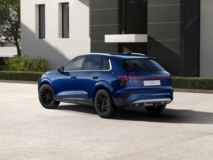 Audi Q3 7STT  1,5 TFSI / 110kW na operativní leasing