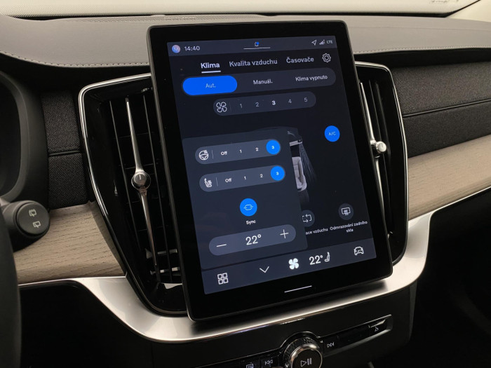 Volvo XC90 B5 AWD AUT BRIGHT PLUS 7míst na operativní leasing