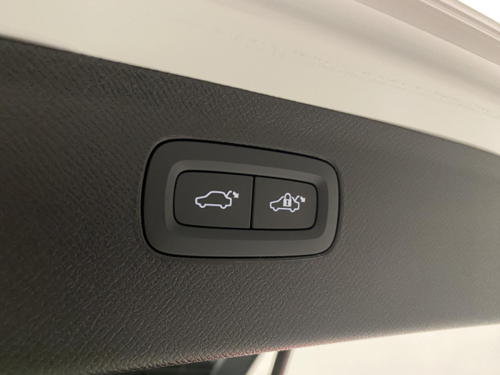 Volvo XC90 B5 AWD AUT BRIGHT PLUS 7míst na operativní leasing