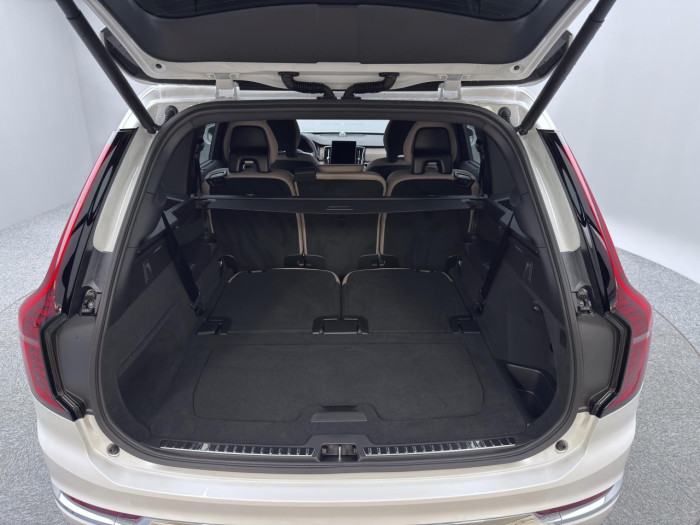 Volvo XC90 B5 AWD AUT BRIGHT PLUS 7míst na operativní leasing