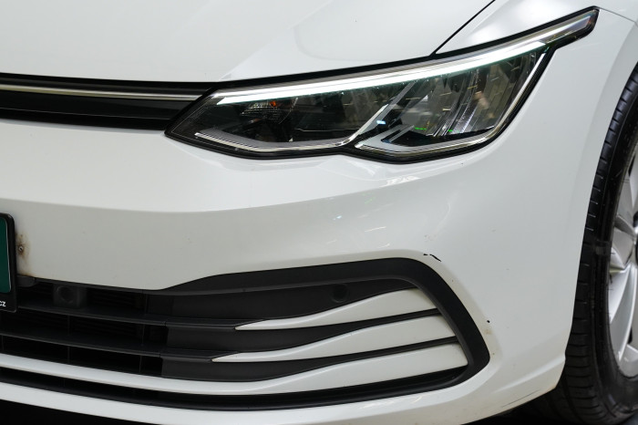 Volkswagen Golf 1.5 TSI 96 kW Life na operativní leasing