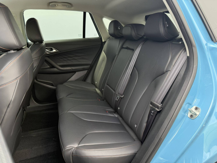 MG HS EXCLUSIVE PHEV 1,5TGI / 200kW na operativní leasing