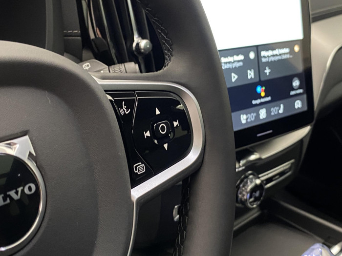 Volvo XC60 B5 AWD AUT ULTRA BLACK EDITION 2.0 Edition na operativní leasing