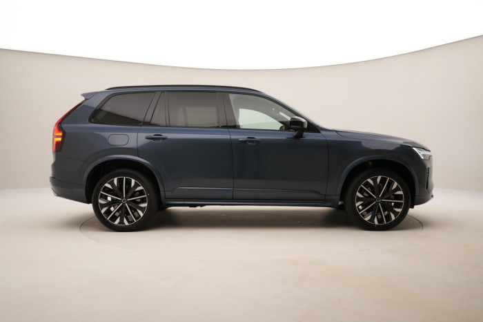 Volvo XC90 B5 AWD AUT DARK PLUS 7míst na operativní leasing
