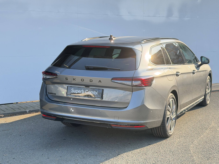Škoda Superb Combi Sportline DSG 2,0TDI / 110kW na operativní leasing