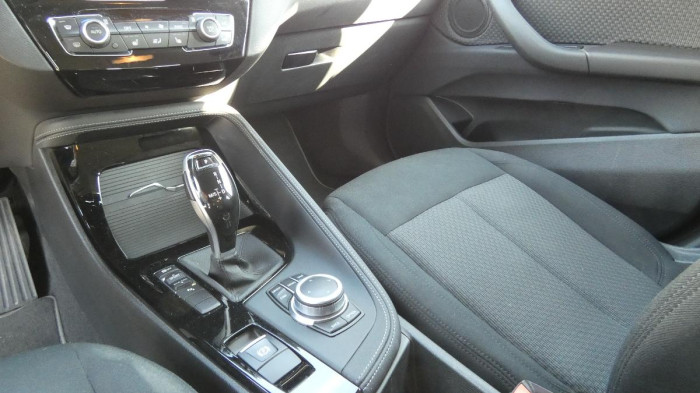 BMW X2 sDrive 18d aut. Advantage na operativní leasing
