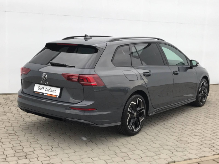 Volkswagen Golf Variant R-Line People 7DSG mHEV 1,5eTSI / 110kW na operativní leasing