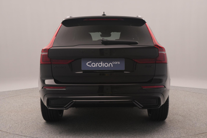 Volvo XC60 B5 AWD AUT PLUS BLACK EDITION na operativní leasing