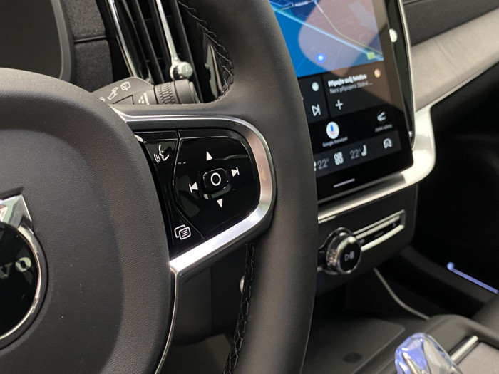 Volvo XC90 B5 AWD AUT BRIGHT ULTRA 7míst na operativní leasing