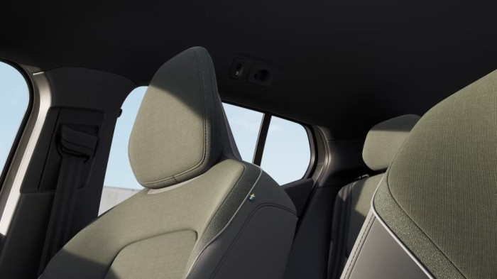 Volvo EX30 PLUS, Single Motor, 200 kW / 272 HP na operativní leasing