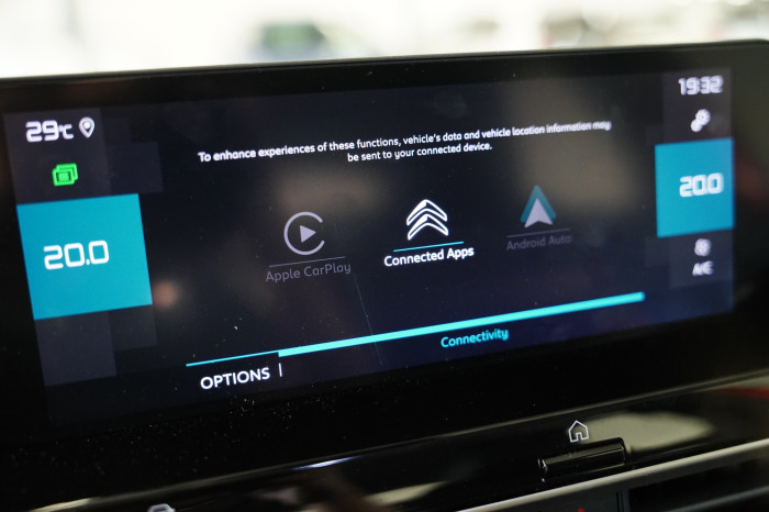 Citroën C4 1.2 PureTech 96 kW Feel Pack na operativní leasing