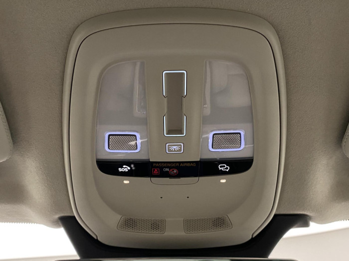 Volvo XC90 T8 AWD Plug-in DARK ULTRA na operativní leasing