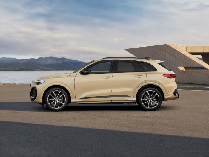 Audi Q5 TDI quattro 150 kW na operativní leasing