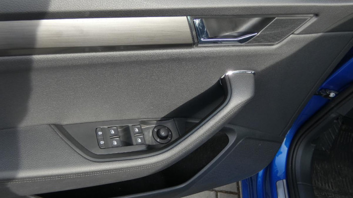 Škoda Superb Combi 1.5 TSI DSG Style na operativní leasing