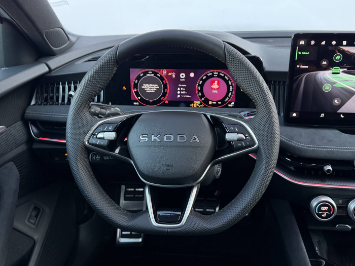 Škoda Superb Sportline 7DSG 2,0TDI / 110kW na operativní leasing