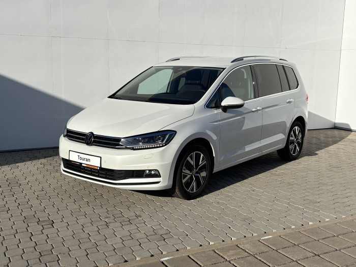 Volkswagen Touran People 7DSG 1,5TSI / 110kW na operativní leasing