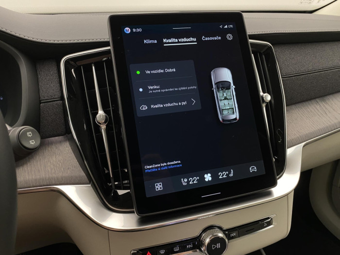 Volvo XC90 T8 AWD Plug-in BRIGHT PLUS 7m na operativní leasing