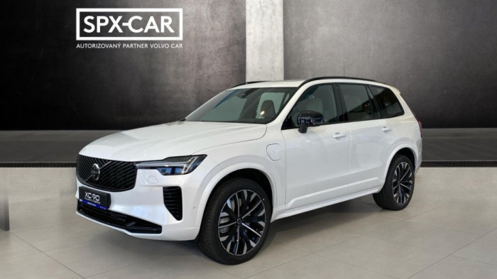 Volvo XC90 ULTRA DARK, T8 AWD, 228+107 kW / 310+145 HP na operativní leasing