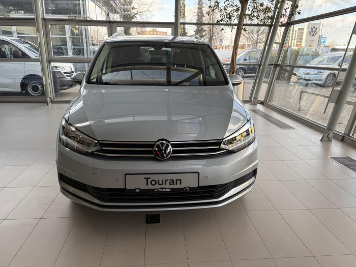 Volkswagen Touran People 1,5 TSI 110 kW EVO2 7DSG na operativní leasing