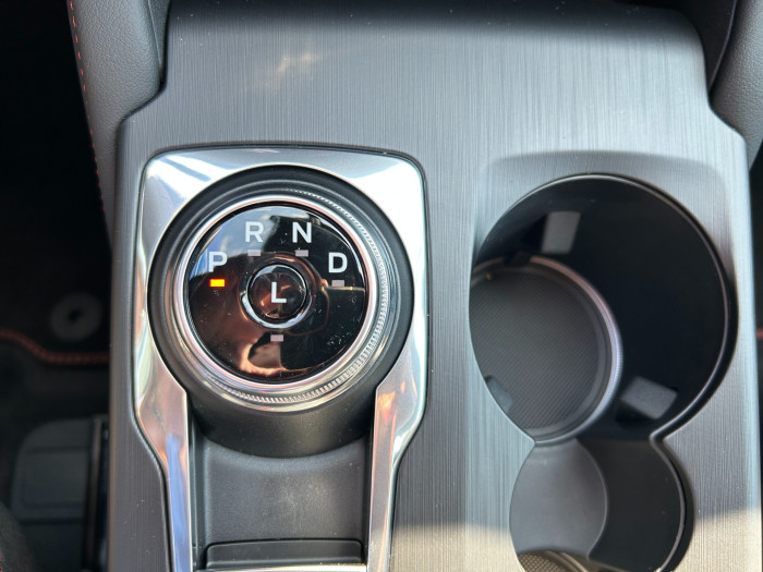 2.5Hybrid PHEV 178kW Titanium na operativní leasing