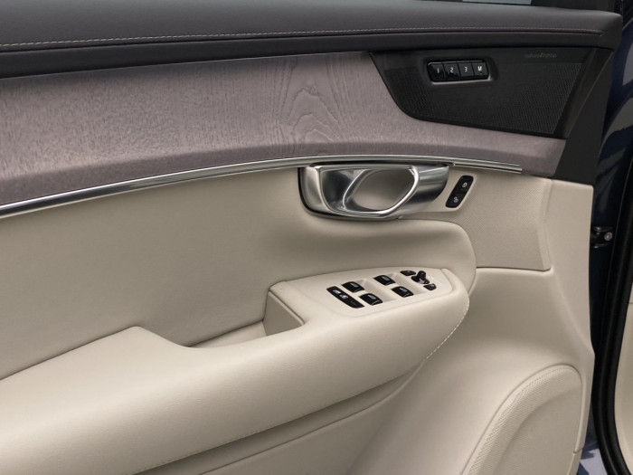 Volvo XC90 B5 AWD AUT BRIGHT PLUS 7míst na operativní leasing