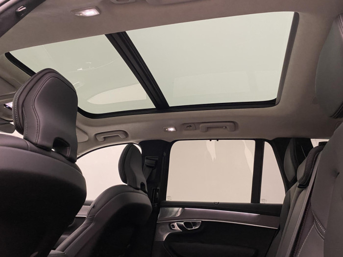 Volvo XC90 T8 AWD RECHARGE BRIGHT ULTRA na operativní leasing