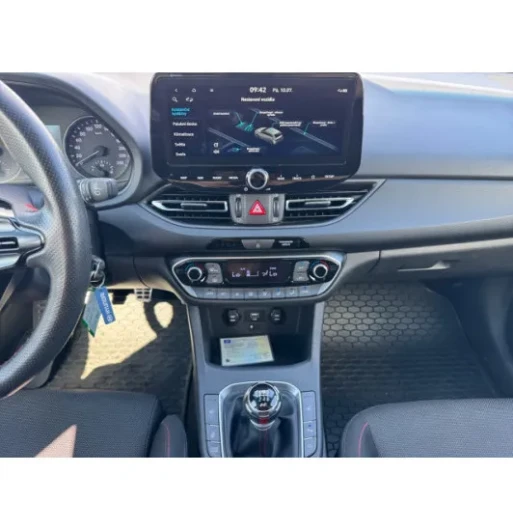 Hyundai i30 kom.1.5T-GDI N Line 5d na operativní leasing