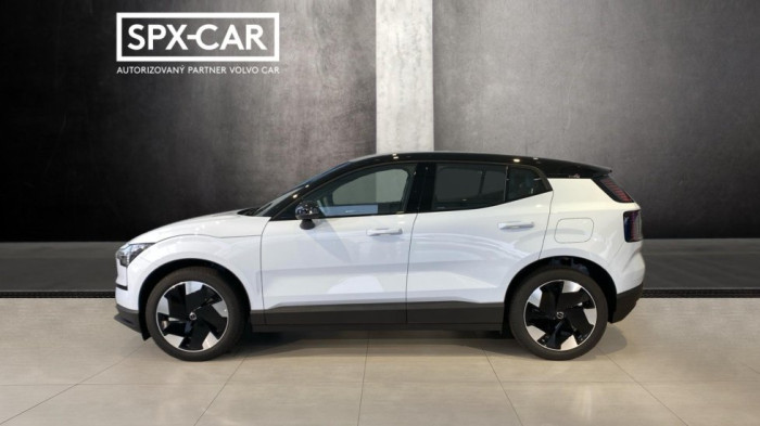 Volvo EX30 PLUS, Single Motor, 200 kW / 272 HP na operativní leasing