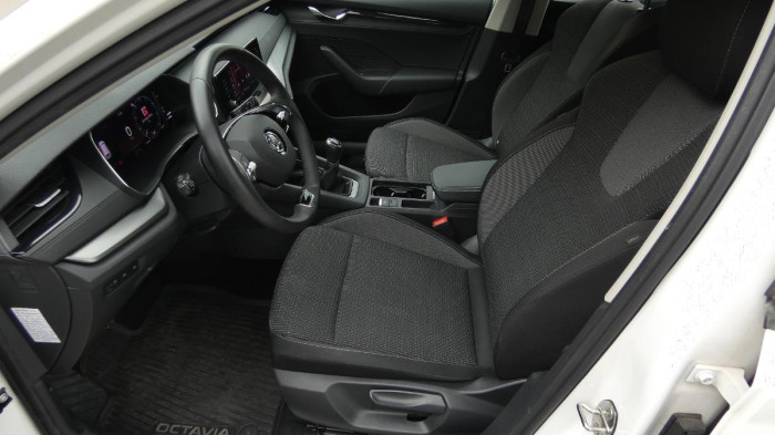 Škoda Octavia Combi 2,0 TDI Ambition na operativní leasing
