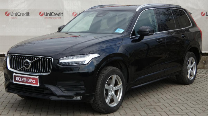 Volvo XC90 B5 AWD Core na operativní leasing
