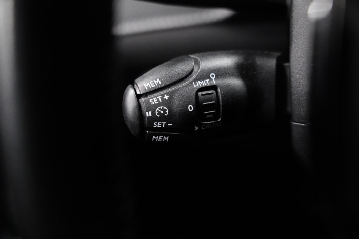 Peugeot 208 1.2 PureTech 74 kW na operativní leasing
