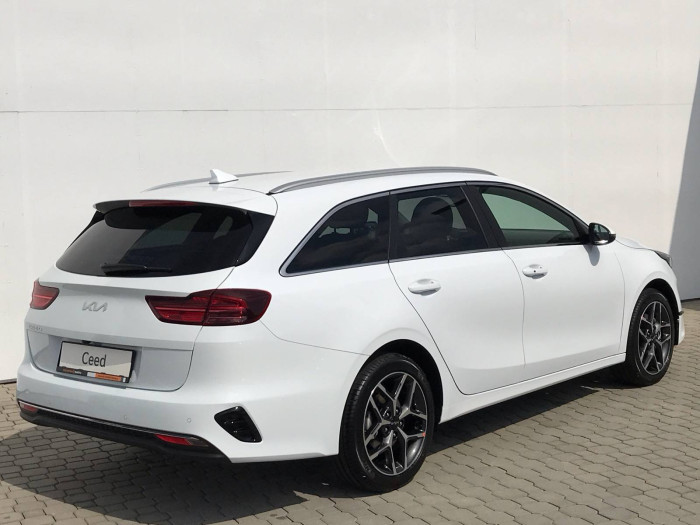 KIA Ceed SW CD TOP 7DCT 1,5 T-GDi / 103kW na operativní leasing