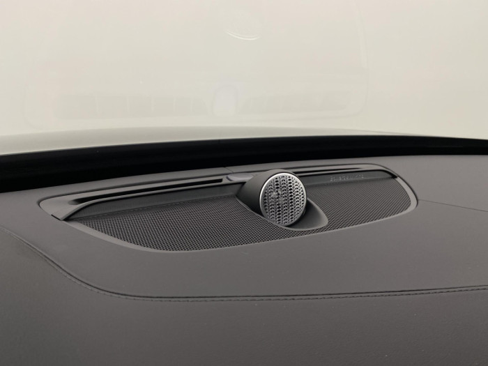 Volvo XC90 T8 AWD Plug-in DARK ULTRA na operativní leasing