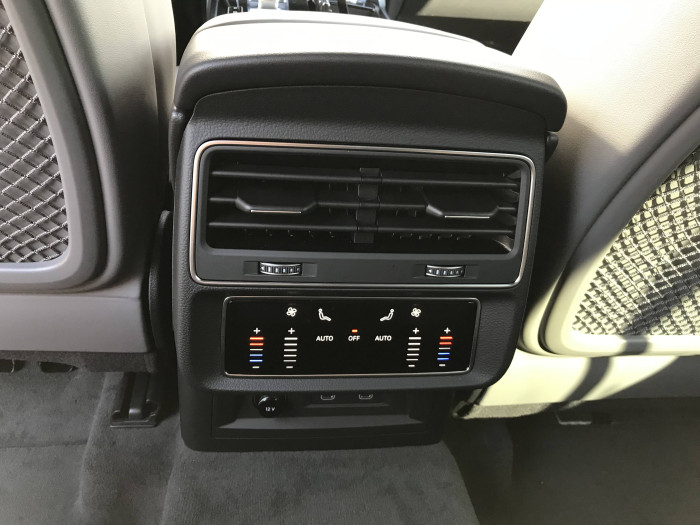 Audi Q8 SUV 50 Quattro 8TT 3,0TDI / 210kW na operativní leasing